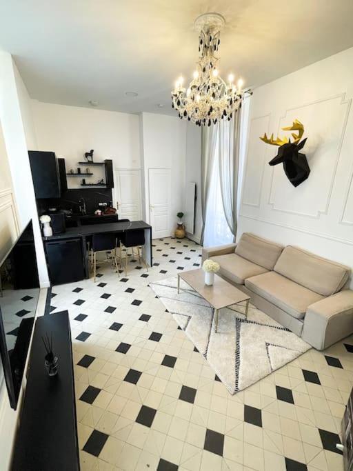 דירות Limay Romantique Jacuzzi, Au Chateau A 30 Min De Paris מראה חיצוני תמונה